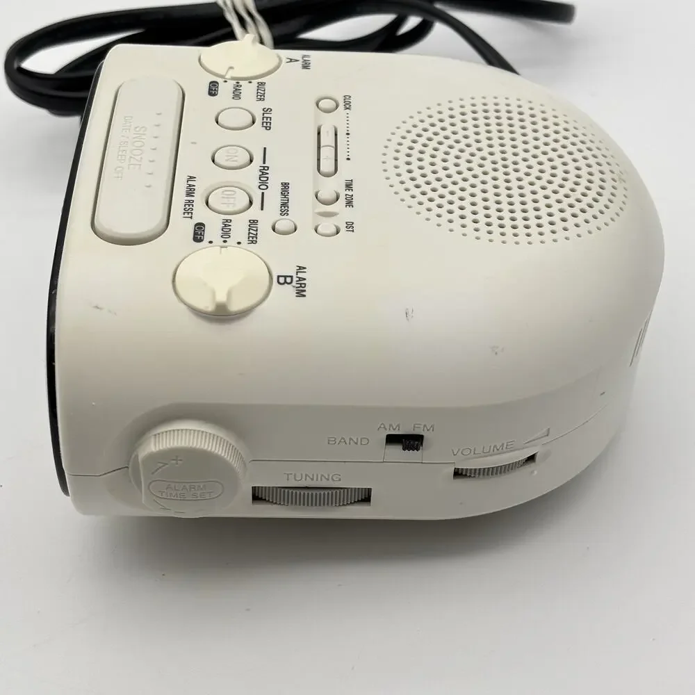 Sony Dream Machine AM/FM Dual Alarm Clock Radio White # ICF-C318 Tested - Works